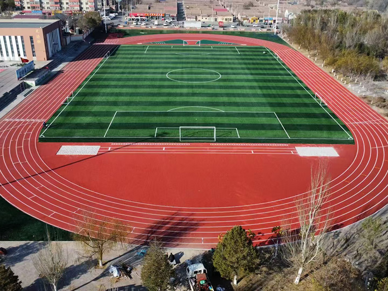 乌达区北京师大乌海附属学校   混合跑道  人造草坪